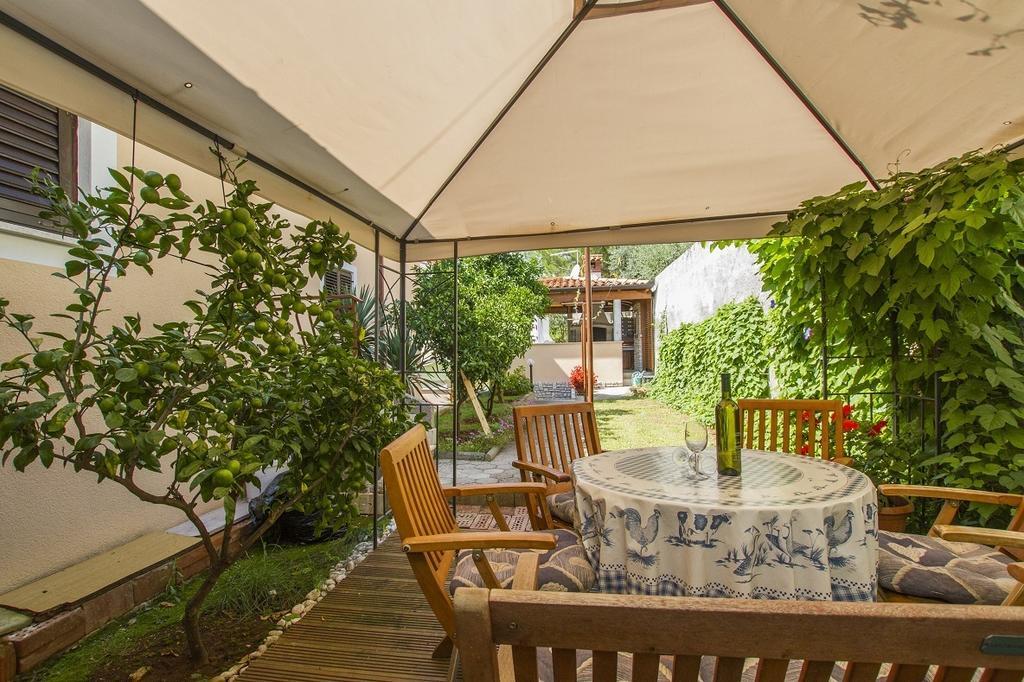 Apartments Emilia Rabac Δωμάτιο φωτογραφία